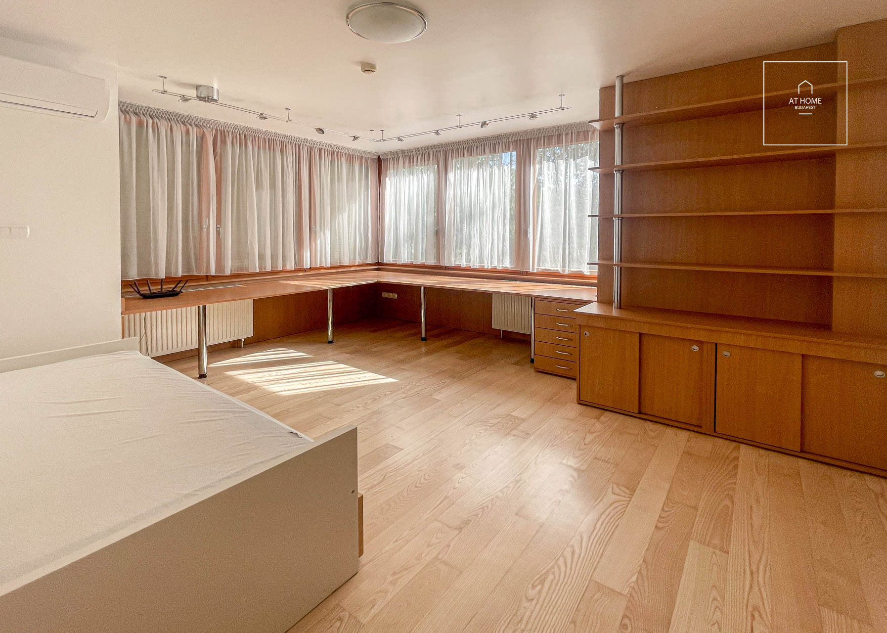 Stunning detached house for rent  II/A. district, Pesthidegkút