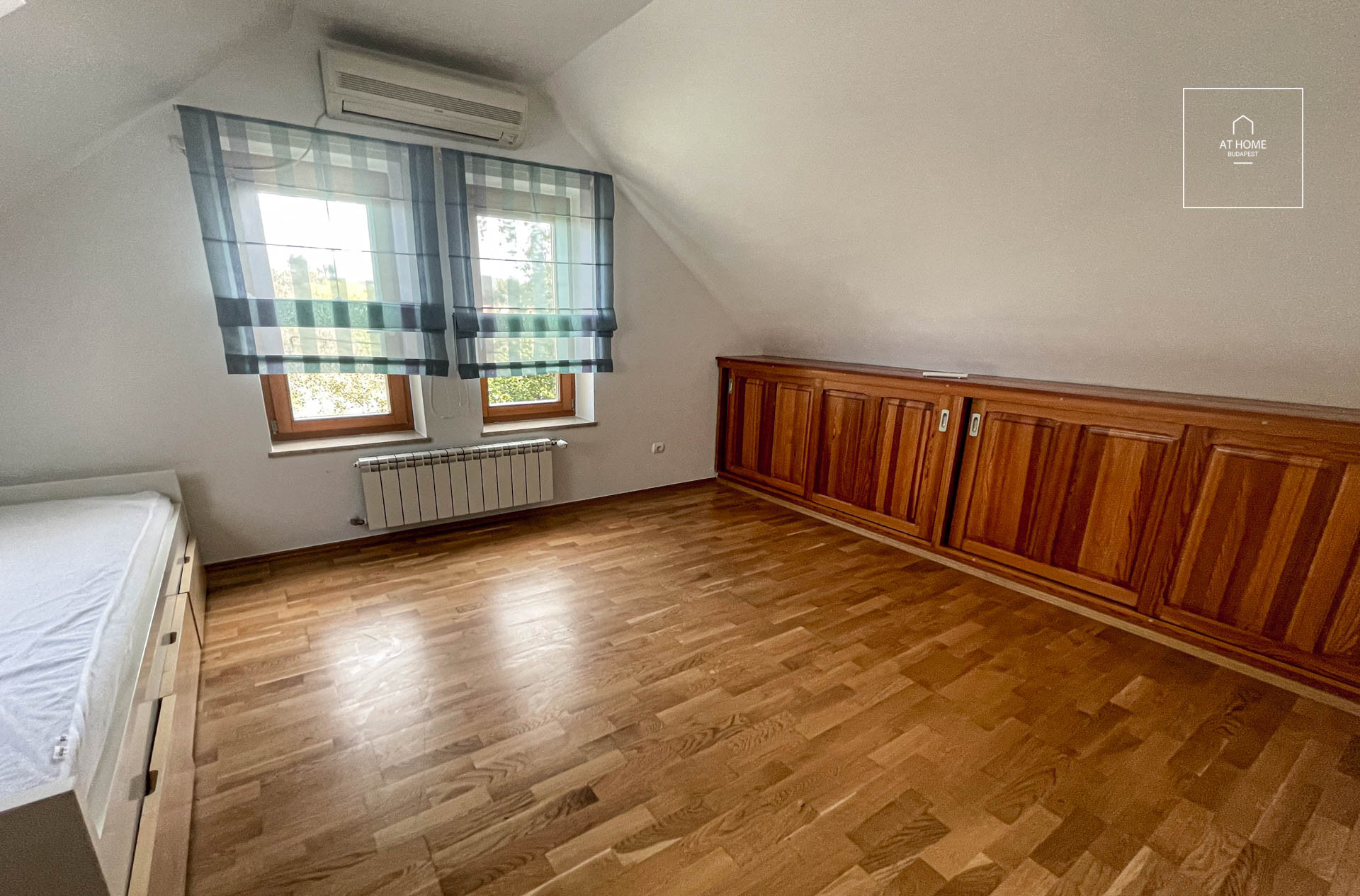 Stunning detached house for rent  II/A. district, Pesthidegkút