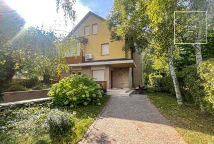 Stunning detached house for rent  II/A. district, Pesthidegkút