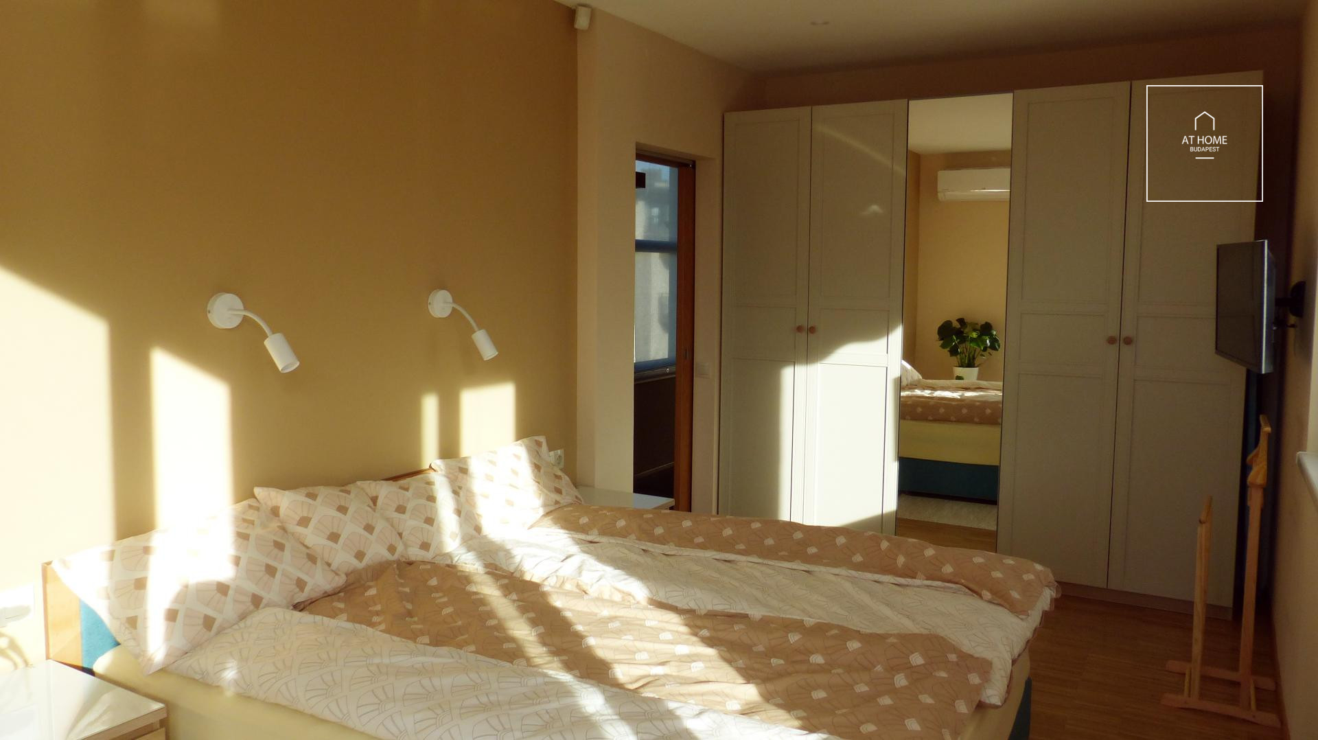 Gyönyörű két hálószobás lakás kiadó a XI. kerületben, Madárhegyen