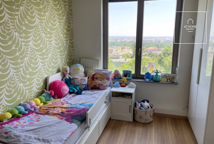 Panoramic 128 m² Apartment with Private Garden in District II, Zöldmál