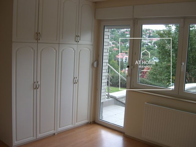 Beautiful detached house II/A. district, Remetekertváros