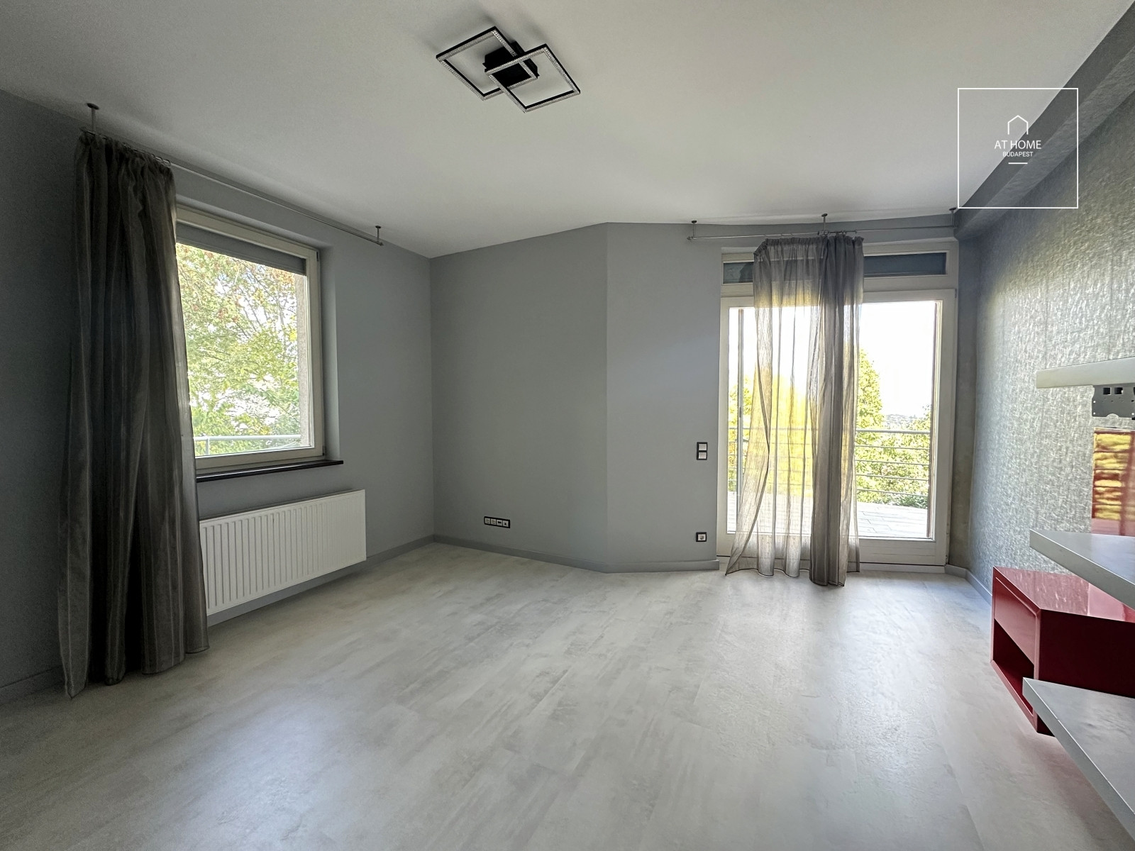 Panoramic luxury apartment with garden access in Istenhegy, District XII