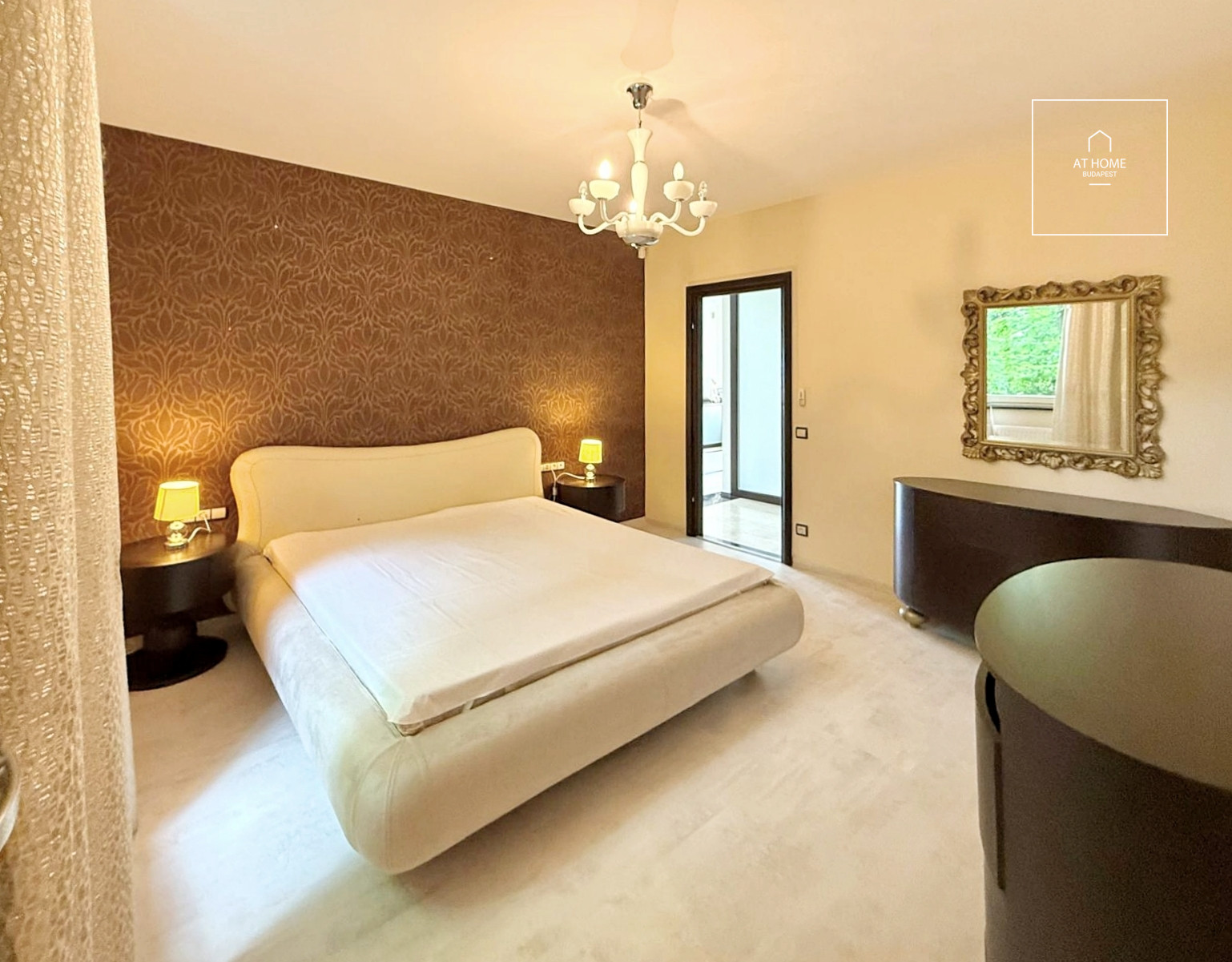 Panoramic luxury apartment with garden access in Istenhegy, District XII