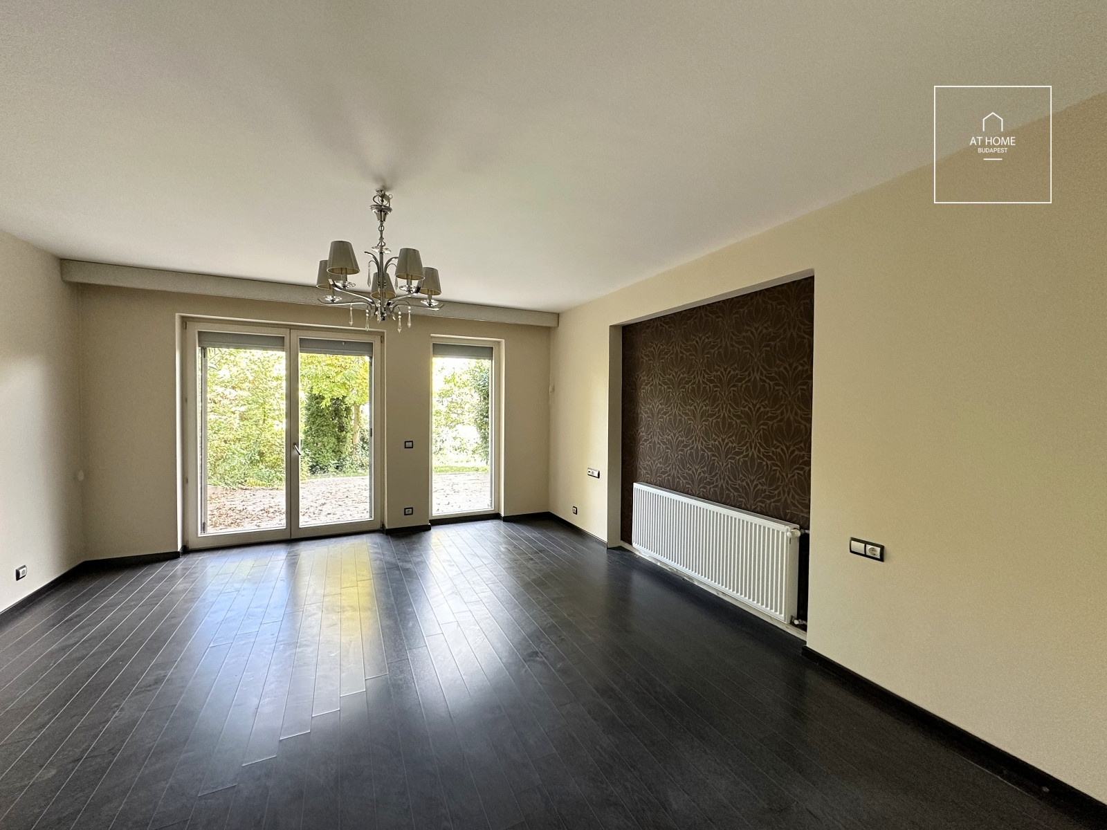 Panoramic luxury apartment with garden access in Istenhegy, District XII