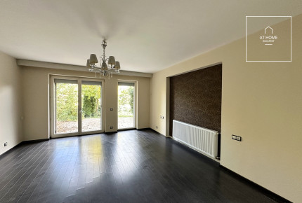 Panoramic luxury apartment with garden access in Istenhegy, District XII