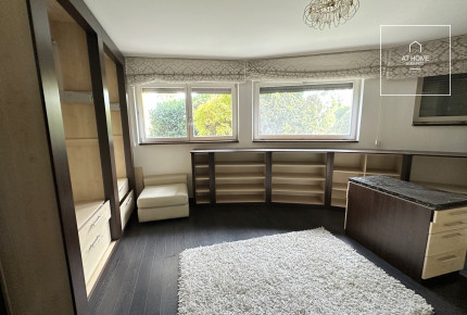 Panoramic luxury apartment with garden access in Istenhegy, District XII