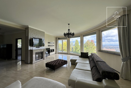 Panoramic luxury apartment with garden access in Istenhegy, District XII