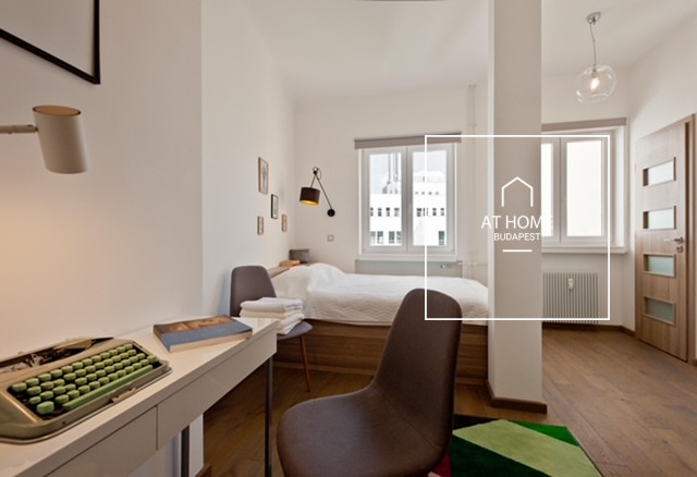 2-Bedroom Apartment with Balcony in District IX, Inner Ferencváros