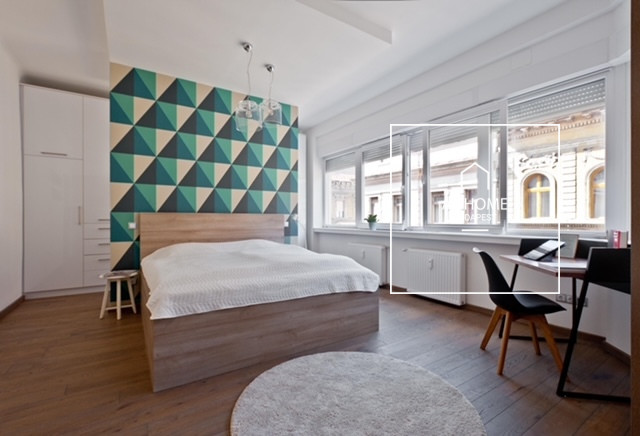 2-Bedroom Apartment with Balcony in District IX, Inner Ferencváros