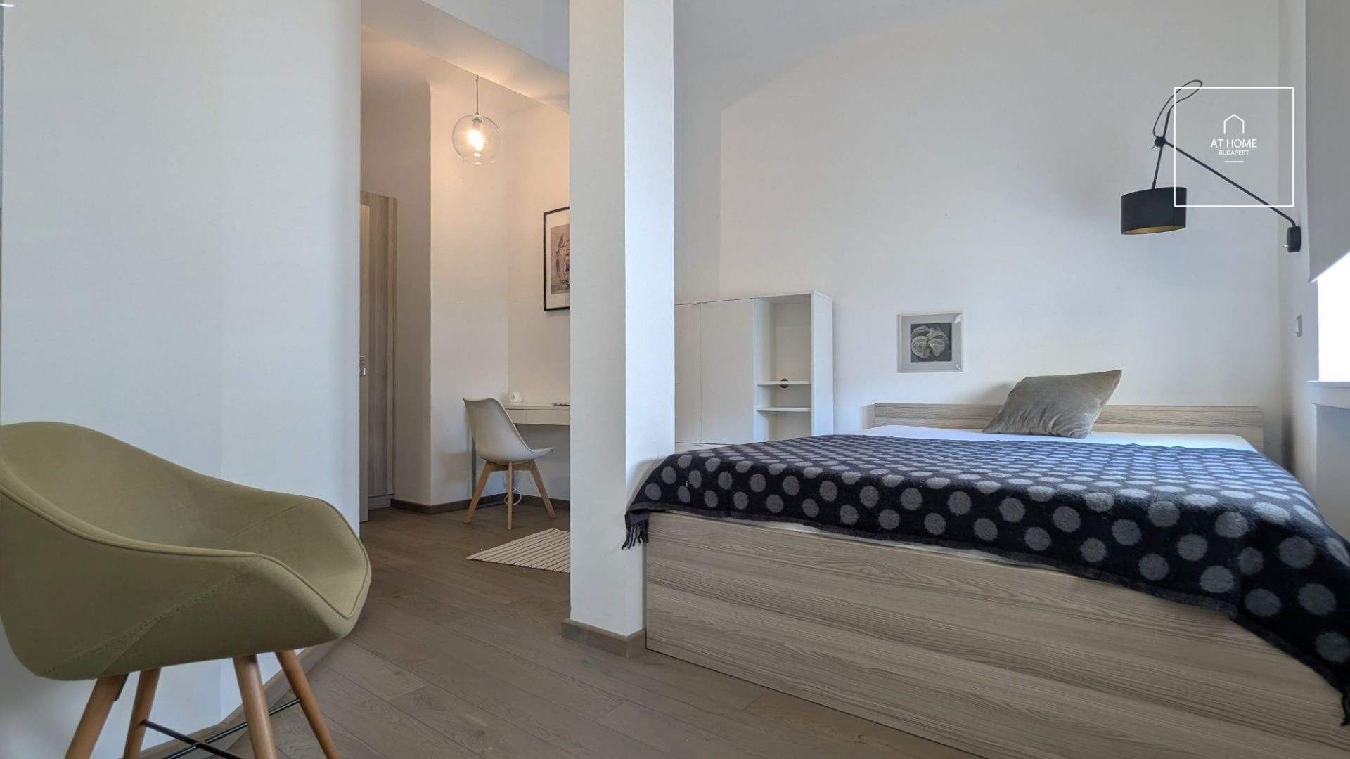 2-Bedroom Apartment with Balcony in District IX, Inner Ferencváros