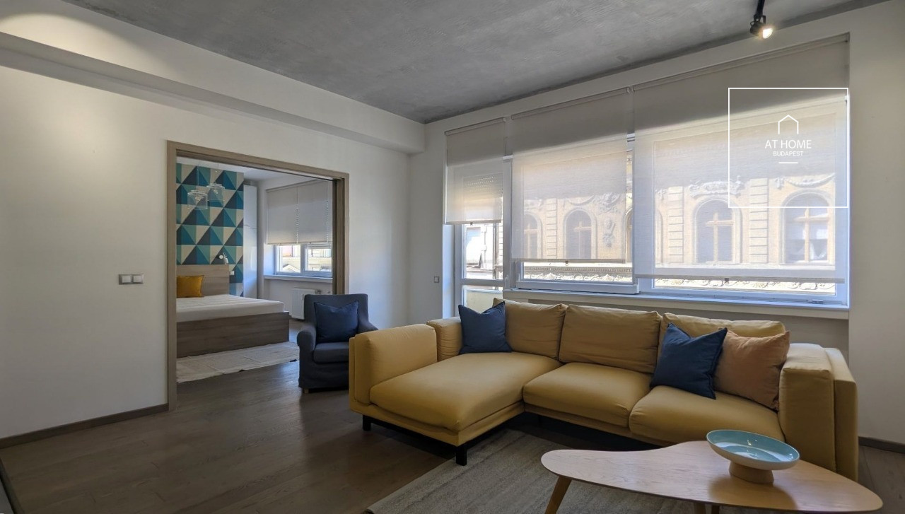 2-Bedroom Apartment with Balcony in District IX, Inner Ferencváros