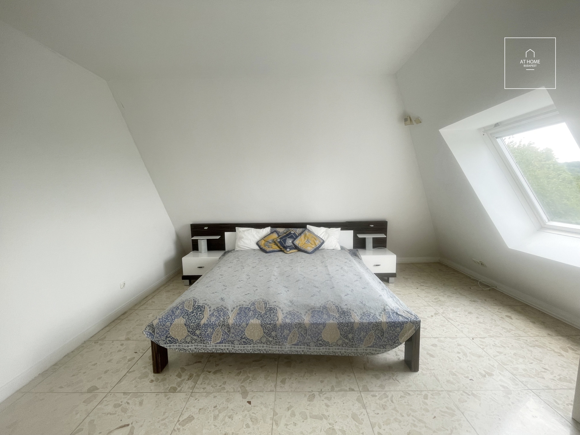 Detached house Budapest XII. district with panoramic view