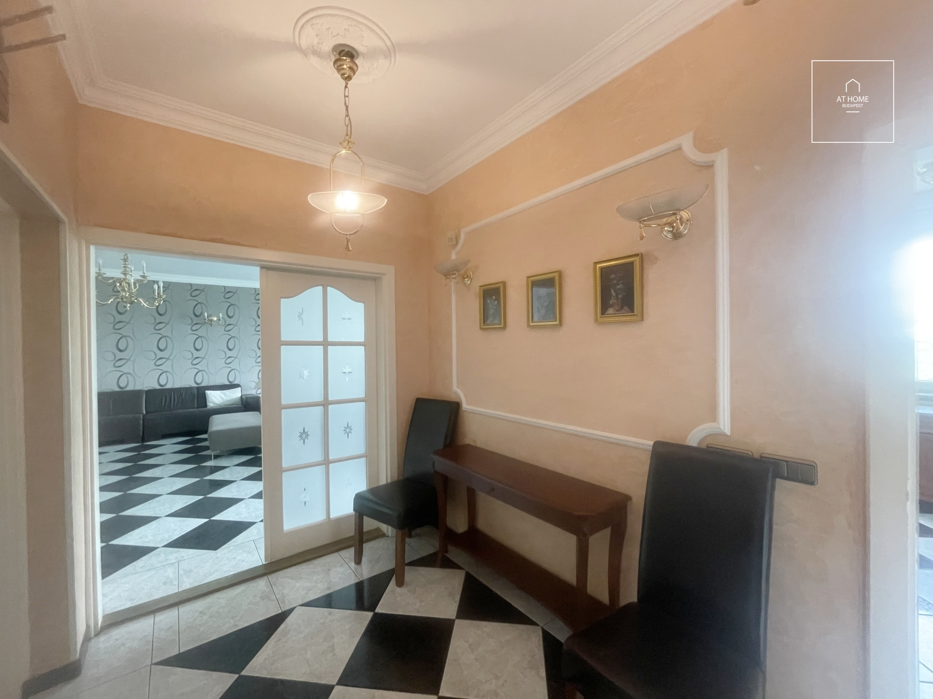 Detached house Budapest XII. district with panoramic view