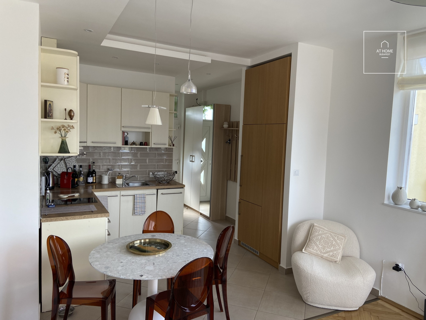 Premium panoramic apartment for rent in Budapest, District V, Lipótváros.