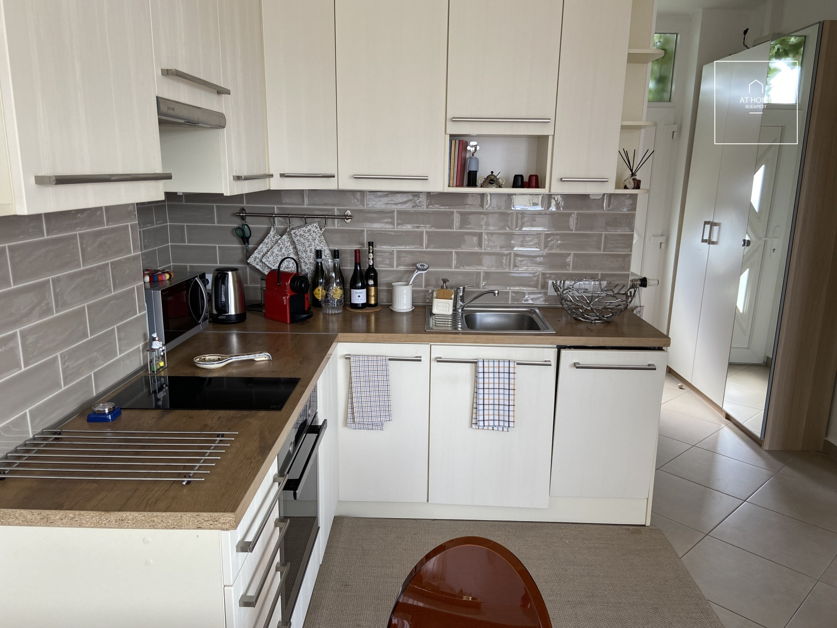 Premium panoramic apartment for rent in Budapest, District V, Lipótváros.