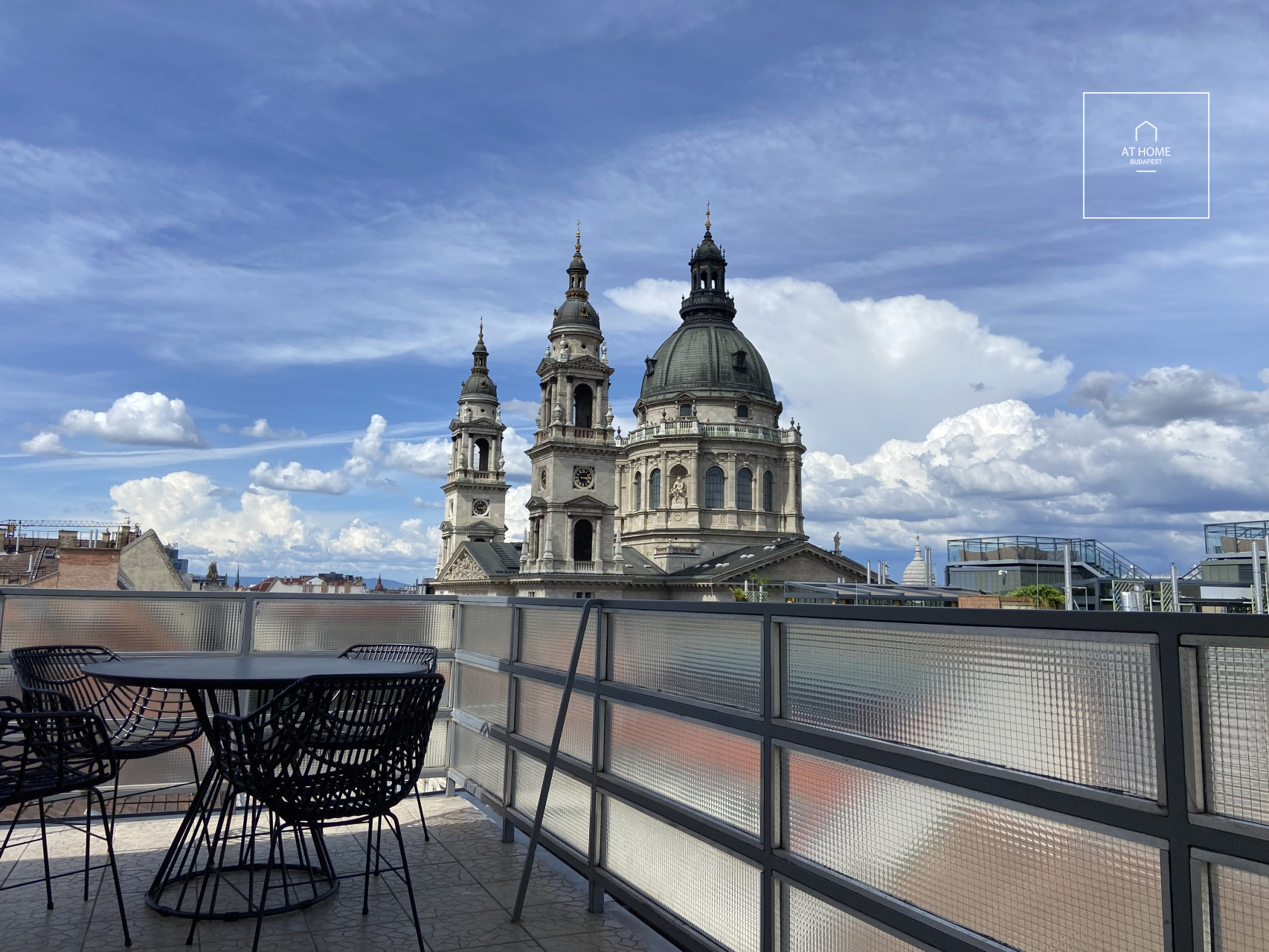 Premium panoramic apartment for rent in Budapest, District V, Lipótváros.