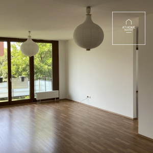 First-floor apartment in a residential complex is available for rent in Budapest, District XI, Madárhegy.