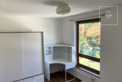 First-floor apartment in a residential complex is available for rent in Budapest, District XI, Madárhegy.