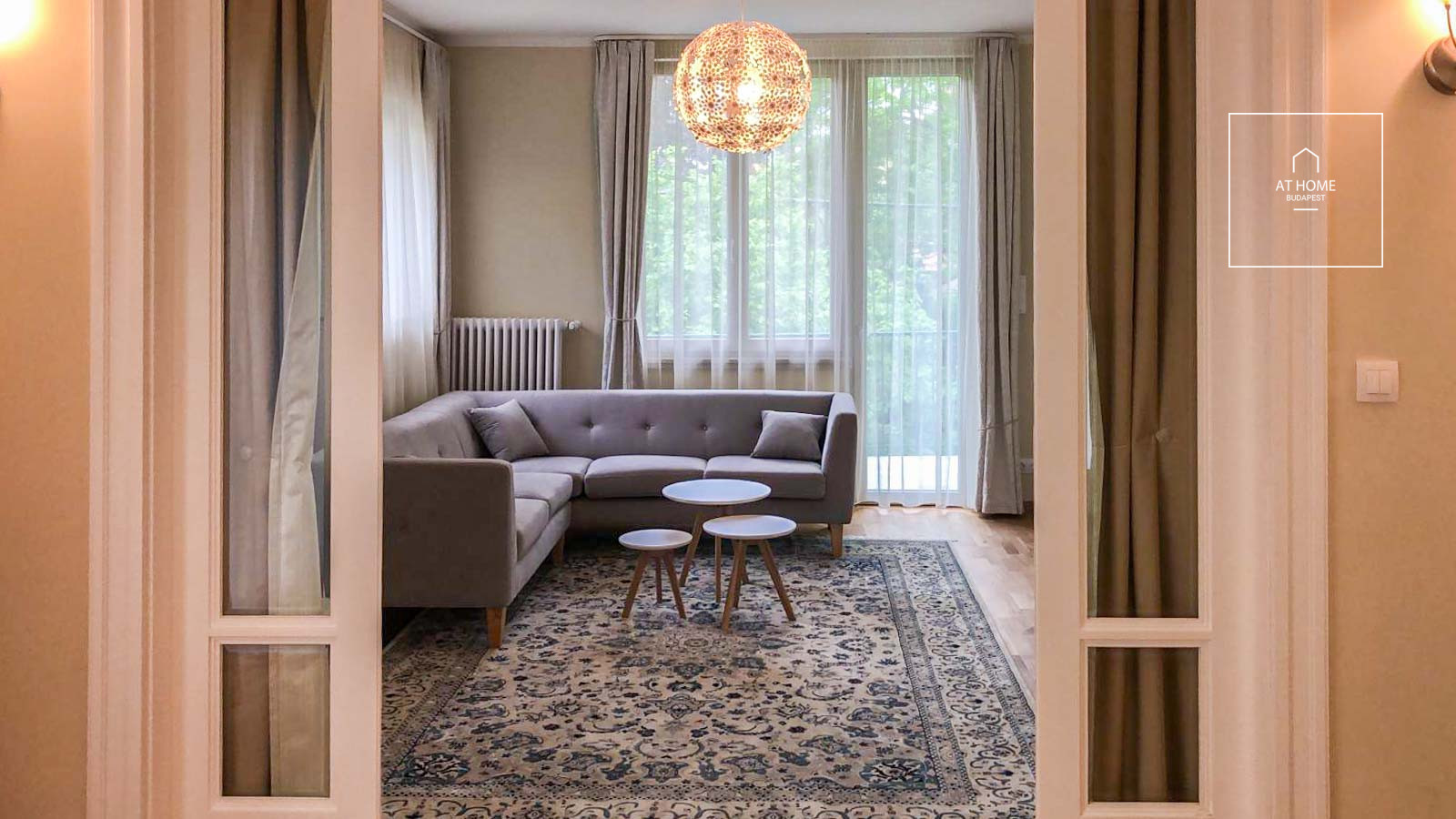 Refurbished beautiful 2-bedroom apartment for rent in Budapest II. district