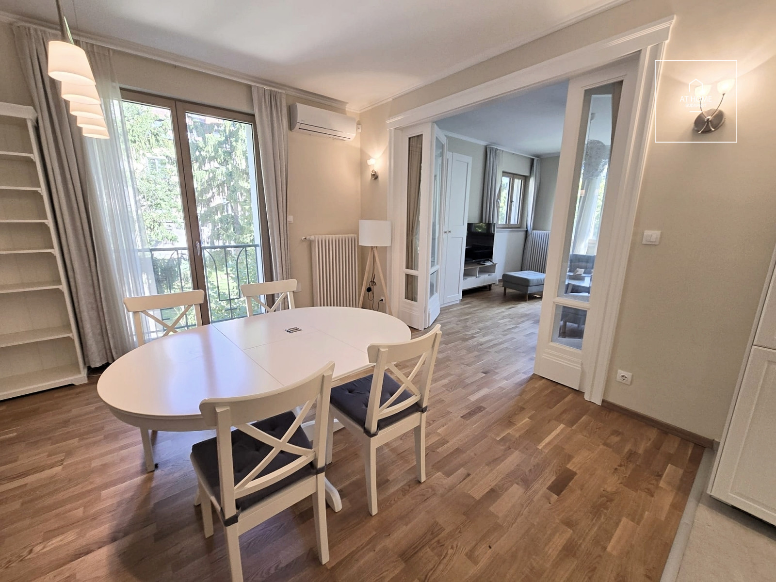 Refurbished beautiful 2-bedroom apartment for rent in Budapest II. district