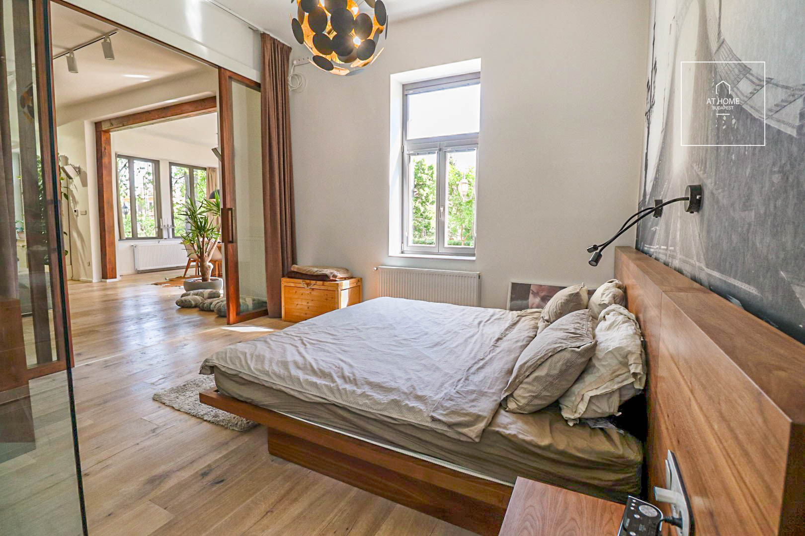 Refurbished luxury apartment for rent at the foot of the Gellért-hill, Budapest XI. district