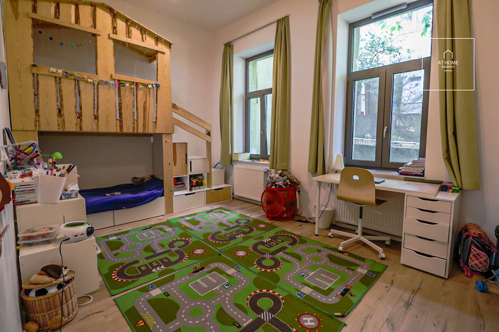 Refurbished luxury apartment for rent at the foot of the Gellért-hill, Budapest XI. district