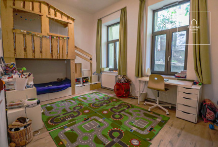 Refurbished luxury apartment for rent at the foot of the Gellért-hill, Budapest XI. district