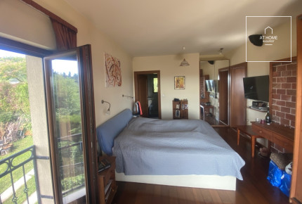 350 sqm family home with city panorama and a well-kept garden in District XII, Mártonhegy
