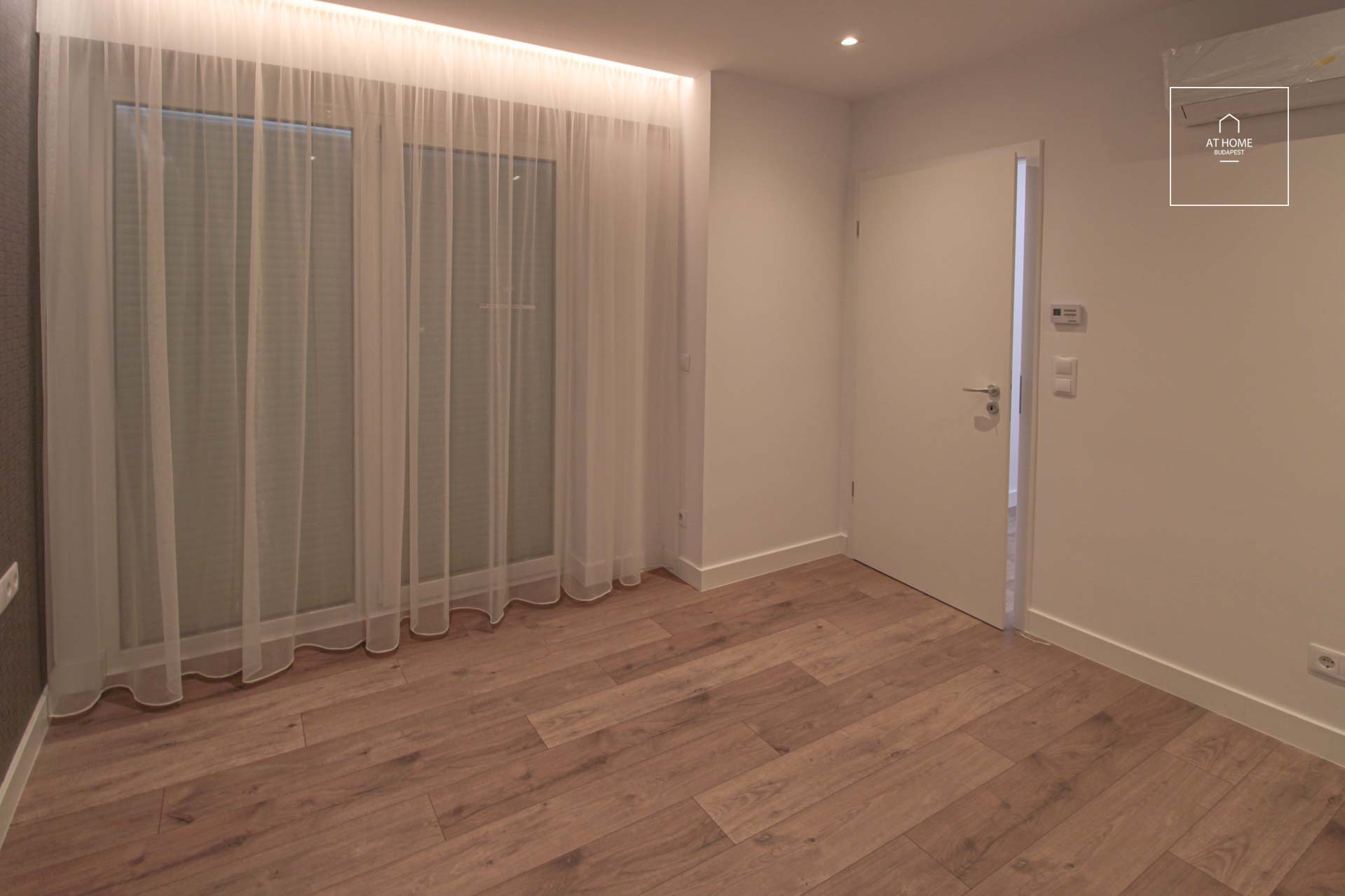 Lélegzetelállító lakás bérbeadó Budapest XI. kerület, Hosszúrét