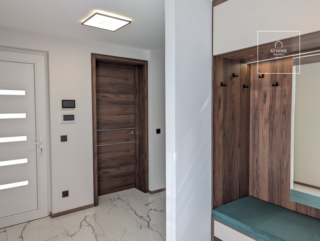 Beautiful semi-detached house for rent Budapest II. district, Kurucles