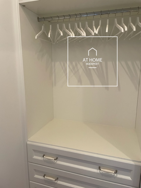 Exclusive semi-detached house for rent  II/A. district, Remetekertváros