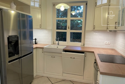 Exclusive semi-detached house for rent  II/A. district, Remetekertváros