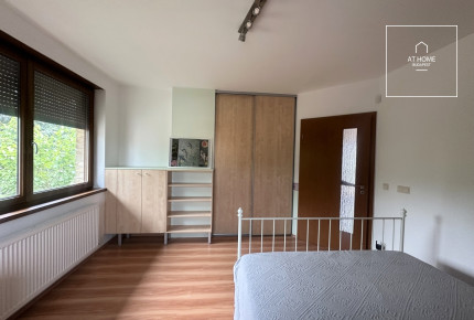 Three-storey 520 sqm family house in District II/A, Pesthidegkút-Ófalu