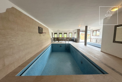 Three-storey 520 sqm family house in District II/A, Pesthidegkút-Ófalu
