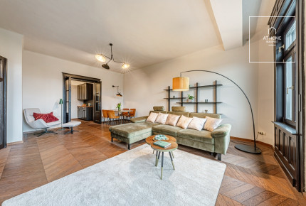 84 sqm 1-bedroom apartment with City Park view in District XIV, Istvánmező