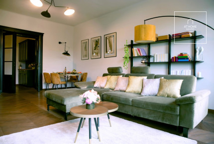 84 sqm 1-bedroom apartment with City Park view in District XIV, Istvánmező