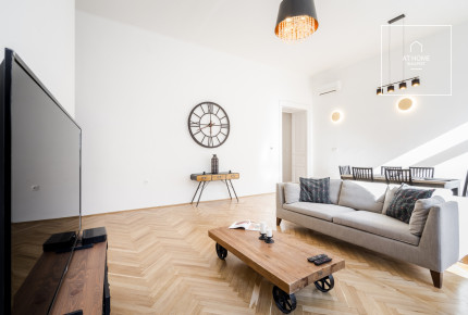 3-bedroom bright apartment for rent Budapest VI. district Terézváros