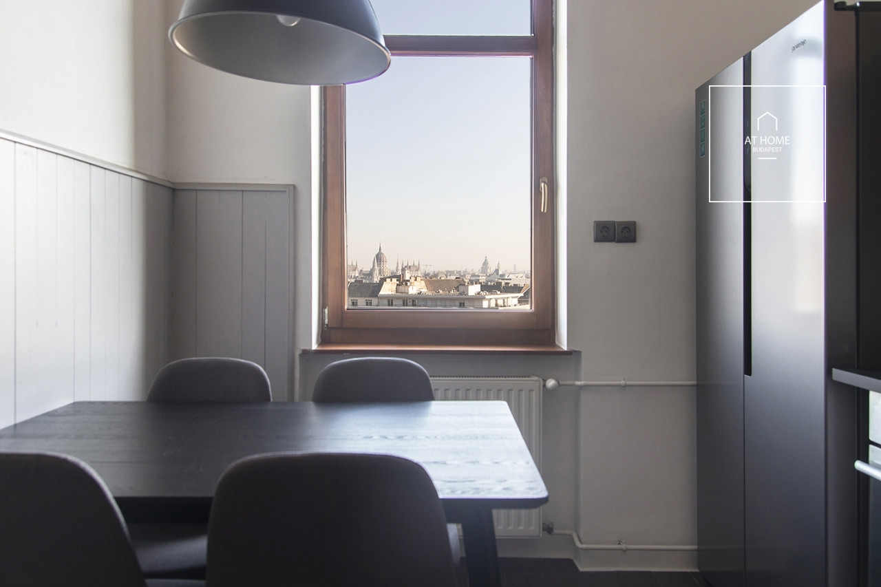 Freshly Renovated 80 sqm Two-Bedroom Apartment in District II, Országút