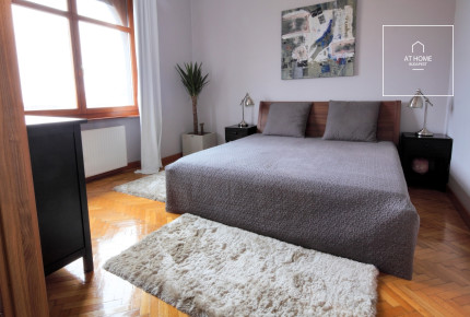 Freshly Renovated 80 sqm Two-Bedroom Apartment in District II, Országút