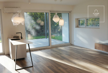 Newly built 141 sqm three-storey semi-detached house for sale in District II/A, Remetekertváros