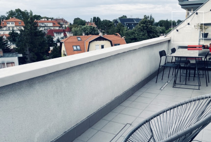 Rooftop apartment with two terraces and a panoramic view, Budapest District I, Naphegy