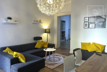Renovated 110 sqm, 2-bedroom apartment in District 5, Lipótváros