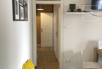 Renovated 110 sqm, 2-bedroom apartment in District 5, Lipótváros