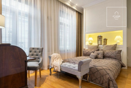 Renovated 115 sqm, 2-bedroom apartment for rent in District 5, Lipótváros