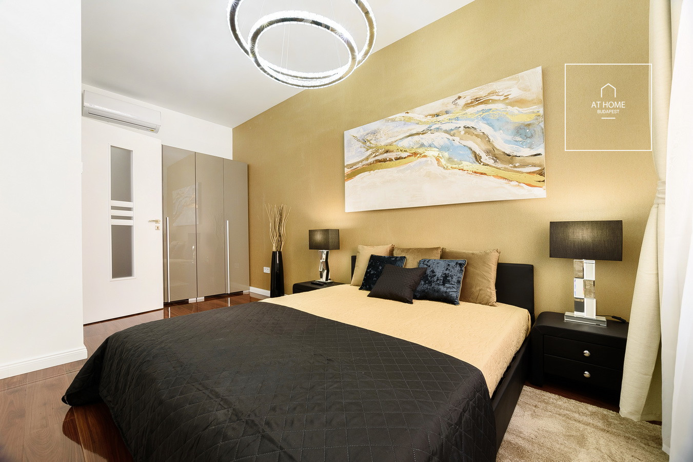 Exclusive apartment for rent Budapest VII. district