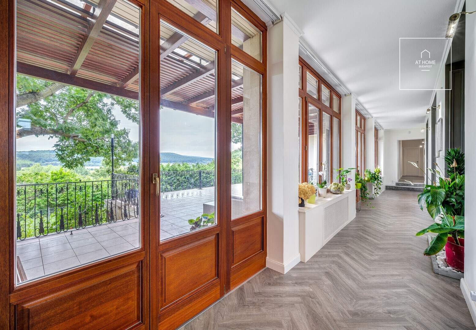 Beautiful detached house   II/A. district, Adyliget