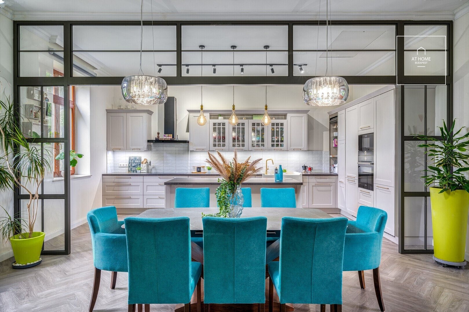 Gyönyörű Önálló családi ház   II/A. kerület, Adyliget