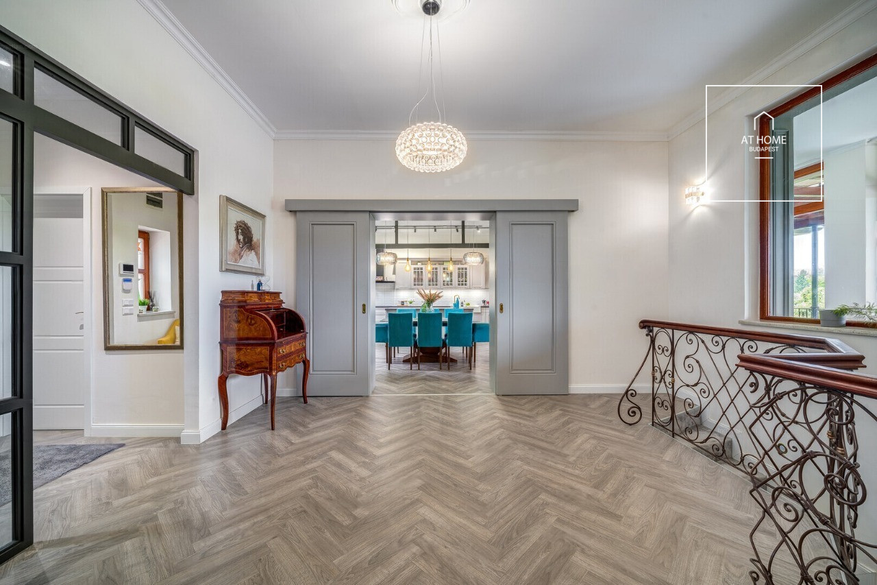 Gyönyörű Önálló családi ház   II/A. kerület, Adyliget