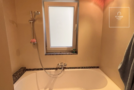 92 sqm 2-bedroom apartment in District I, Krisztinaváros